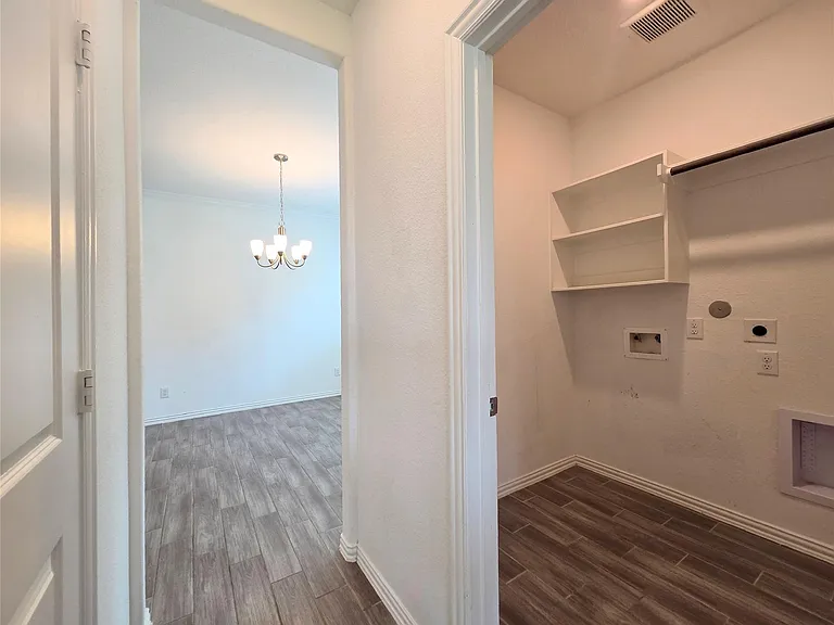 4826 Albany Ridge Ln — Photo 16