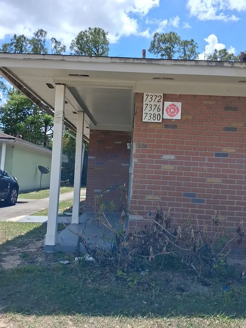 2 bed, 971 sqft, $1,500 — Photo 1