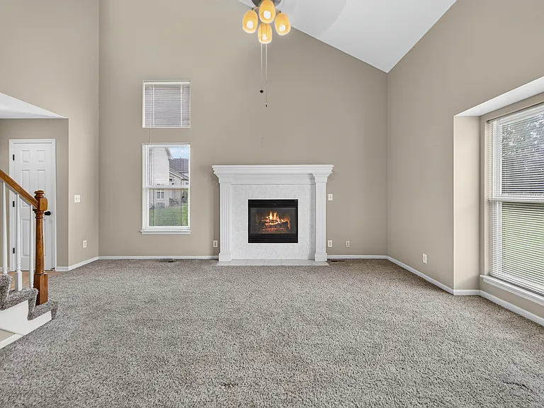 14802 Robinson St — Photo 8