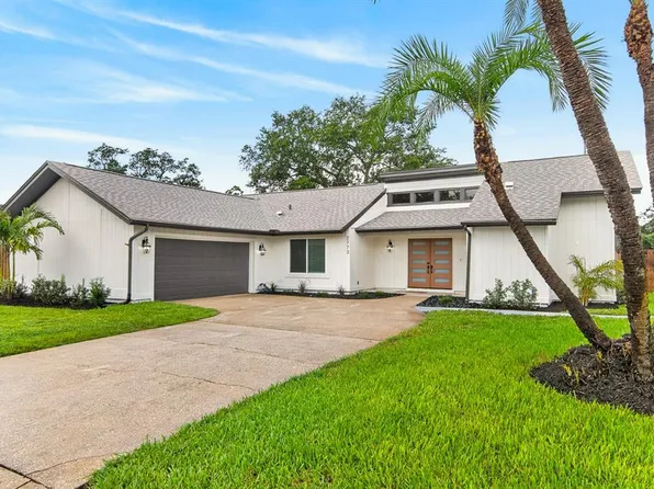 2773 Valencia Ln W, Palm Harbor, FL 34684