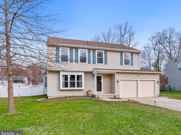 454 Granger Dr, Bear, DE 19701