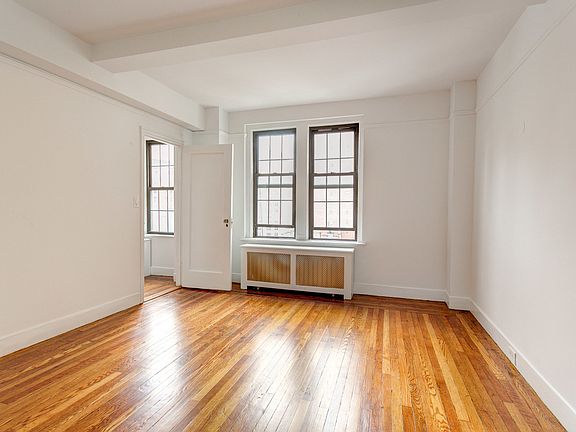 4th image of 15 Park Ave APT 8C