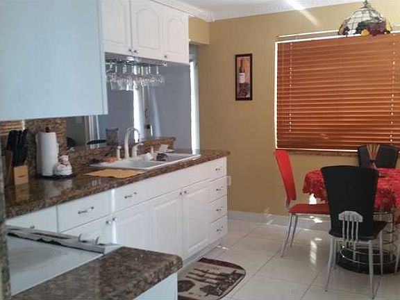 5th image of 1035 SW 62nd Ave