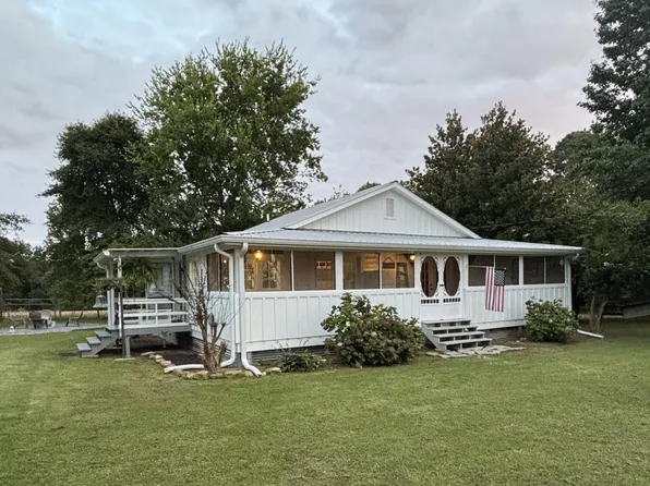 2408 County Road 631, Mentone, AL 35984