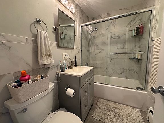5th image of 6 Hayes Rd APT 28