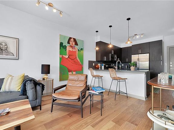 4th image of 3600 S Lamar Blvd #404