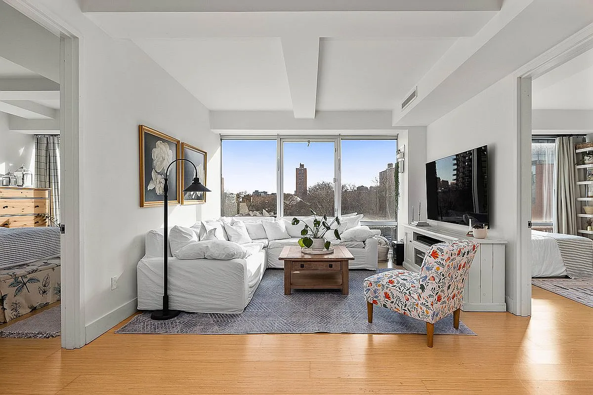 111 Steuben St APT 5D photo 1
