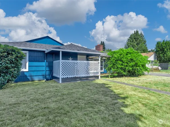 5709 109th Street W, Lakewood, WA 98499