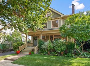 2320 SE Taylor St, Portland, OR 97214