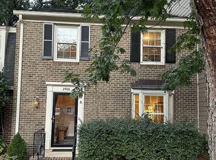 2906 Wycliff Rd, Raleigh, NC 27607