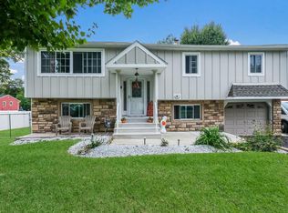 355 Elmwood Ave, Feasterville Trevose, PA 19053