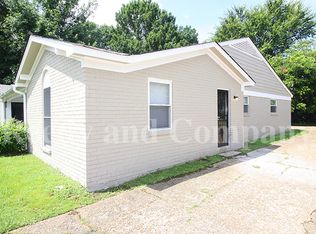 1857 S Perkins Rd, Memphis, TN 38117