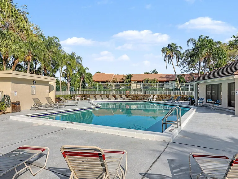 6328 Longboat Ln W #W-403 — Photo 16