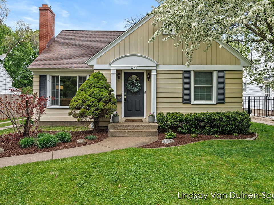 1173 Alger St SE, Grand Rapids, MI 49507 Zillow