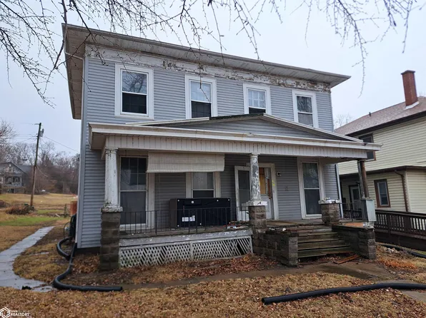 105 S 6th St, Burlington, IA 52601