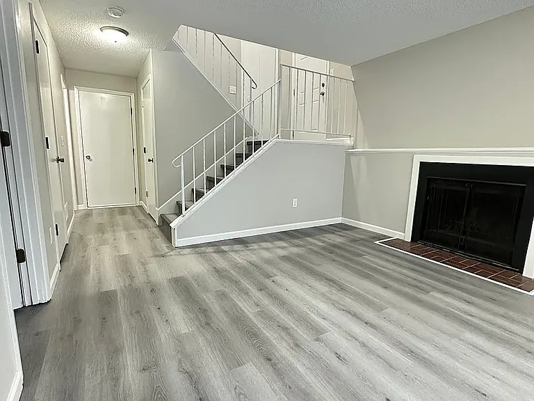 112 118th Ave NE #112 — Photo 9
