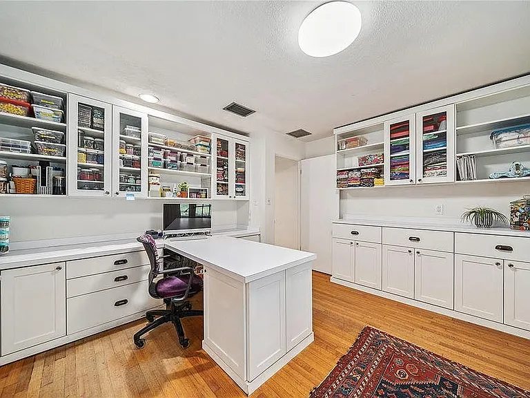 1416 N Forest Ave — Photo 16