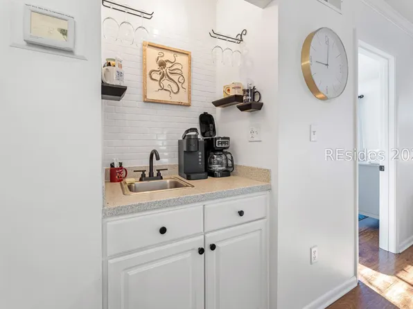 45 Folly Field Rd APT 12I, Hilton Head Island, SC 29928
