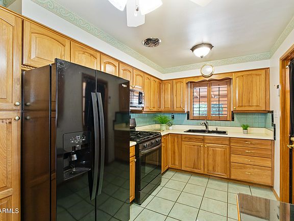 5th image of 3827 E Vernon Avenue