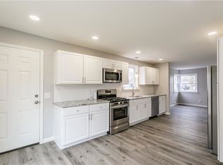 86 Dorsey Rd, Rochester, NY 14616