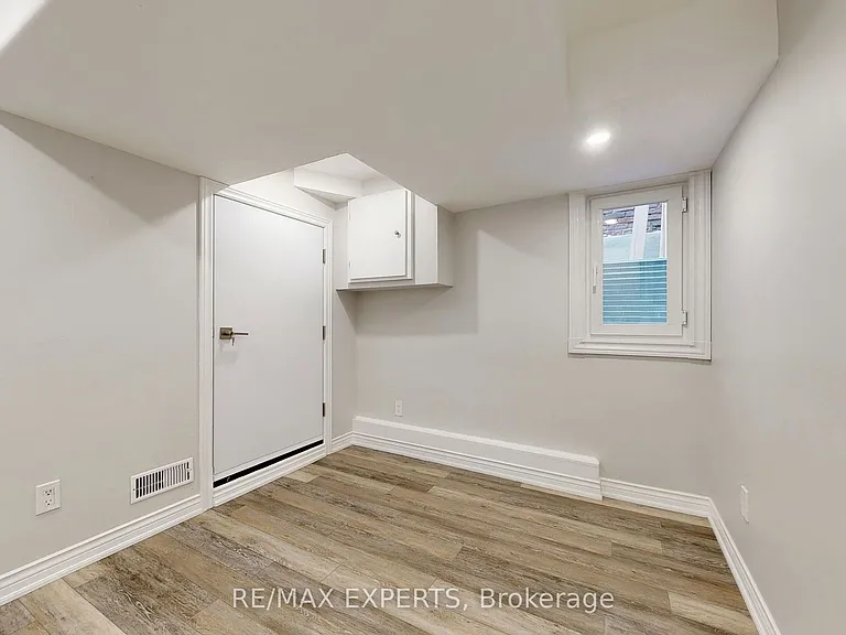 39 Norval St #BASEMENT — Photo 14