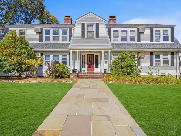 1145 Boylston St #3, Newton, MA 02464