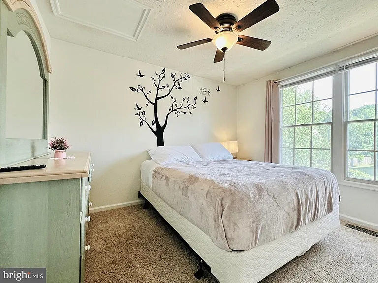 51 Chins Ct — Photo 24