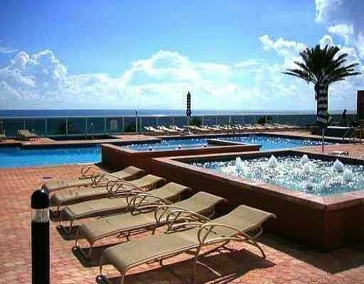 3rd image of 18911 Collins Ave APT 2407