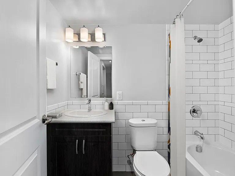 1475 Birchmount Rd — Photo 3