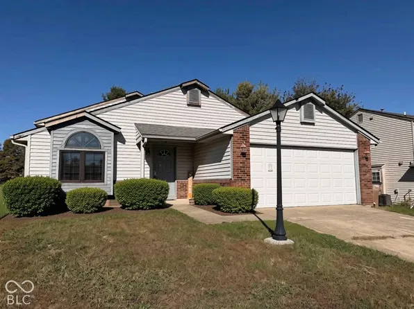 1500 Wrenwood Dr, Columbus, IN 47201