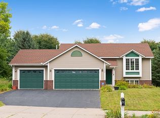13702 Shannon Pkwy, Rosemount, MN 55068