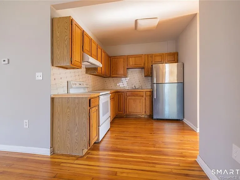 56 Park Ave #201 — Photo 12