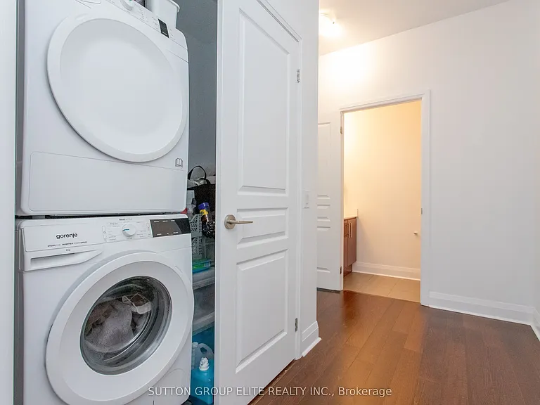 1 Hurontario St #808 — Photo 29