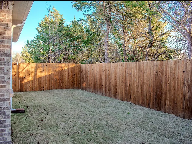4407 Silverweed Ln — Photo 36