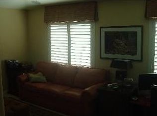 561 Mindenvale Ct, Simi Valley, CA 93065