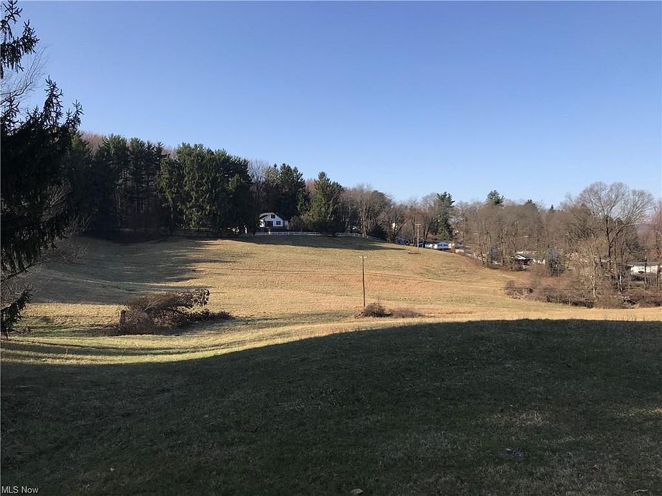 2nd image of 1811 Cambridge Rd