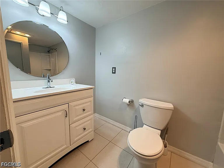 1608 SE 28th Ter #A28 — Photo 21
