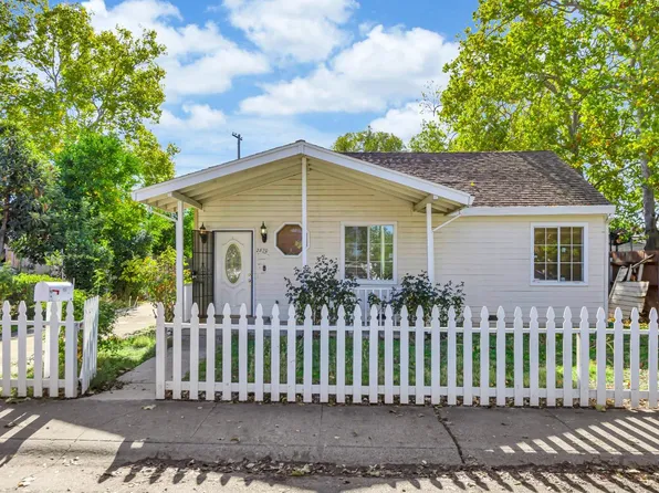 2870 33rd Ave, Sacramento, CA 95824