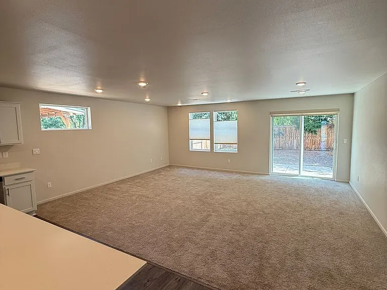 2810 Bear Cub Dr — Photo 9