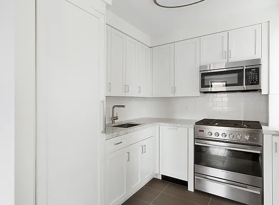 Rented by Douglas Elliman | media 32