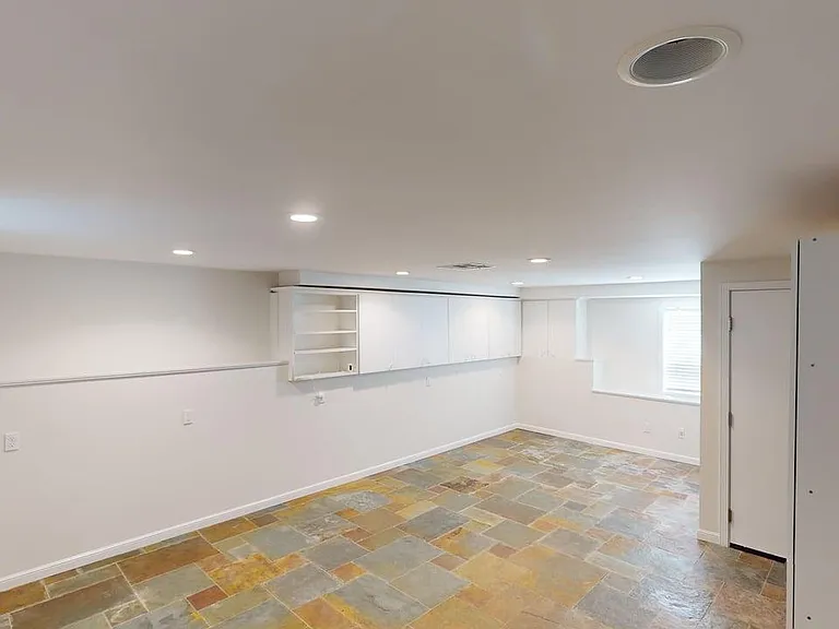 2236 15th Ave — Photo 20
