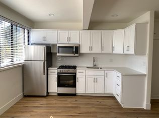 3918 Las Flores Canyon Rd APT 8, Malibu, CA 90265