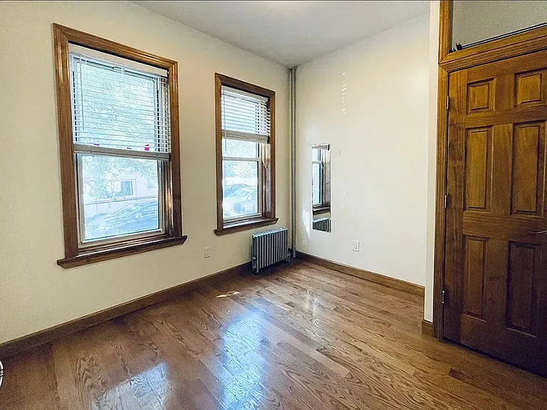 497 Park Pl #1 — Photo 9