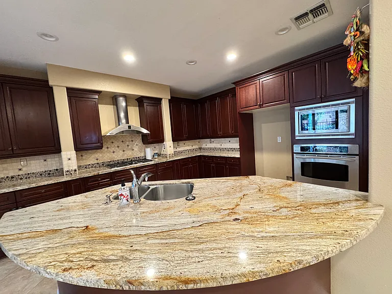 601 Barranca Ct — Photo 11
