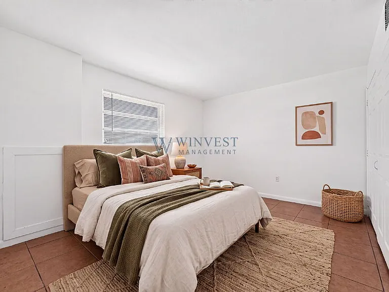 Presidential View Apartments — Photo 36