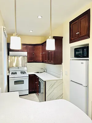 Rented by Compass | media 5
