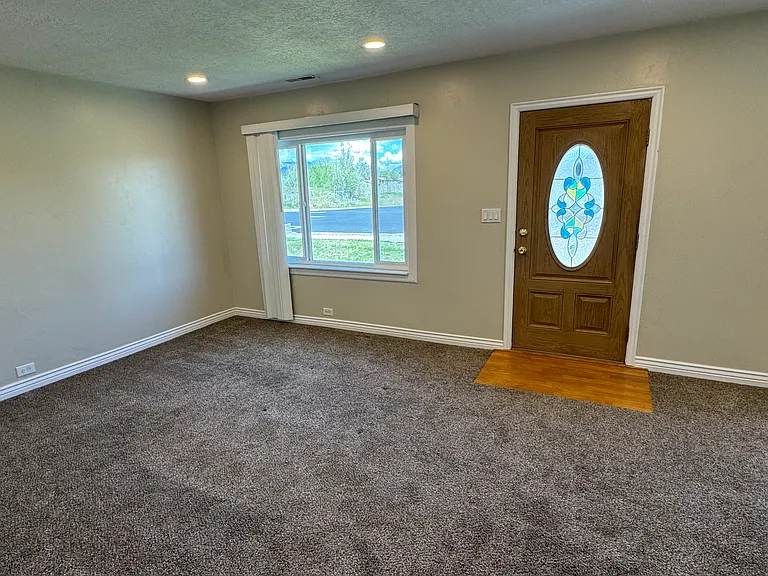5193 S 4700 W — Photo 11