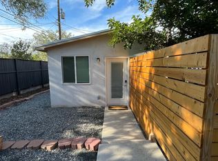 1225 Columbia Dr NE, Albuquerque, NM 87106
