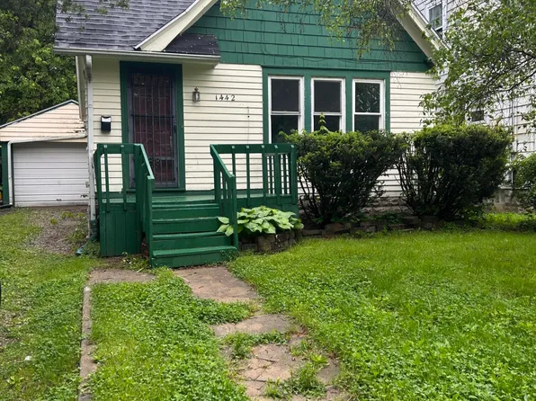 1442 Robertson Ave, Lansing, MI 48915
