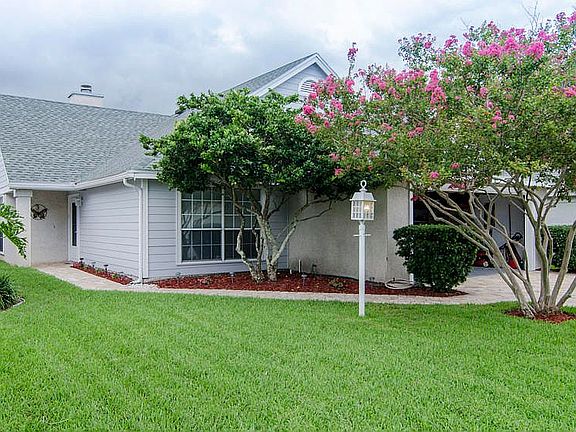 2nd image of 232 Charlemagne Cir